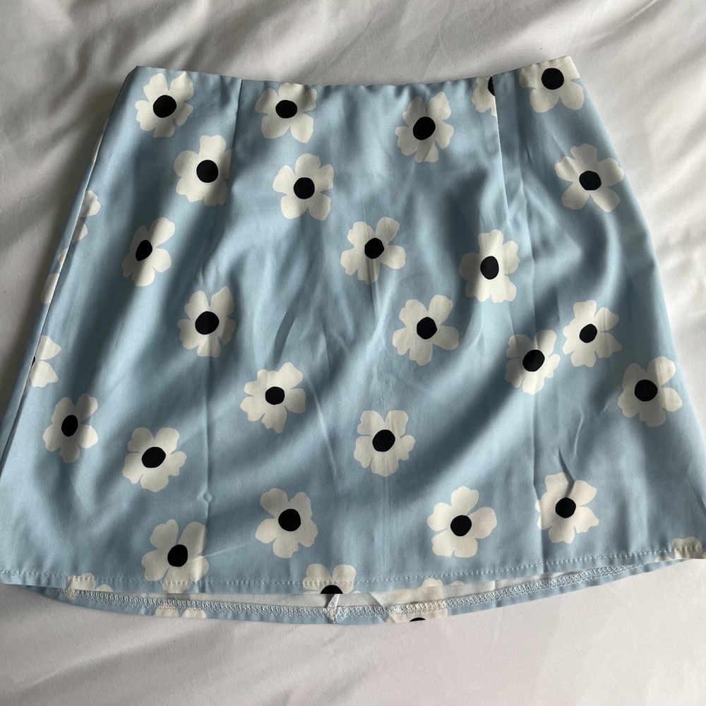 Blue Floral Mini Skirt - Like New!